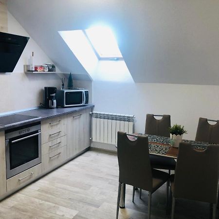 Vila Nona Apartment Sibiu Bagian luar foto