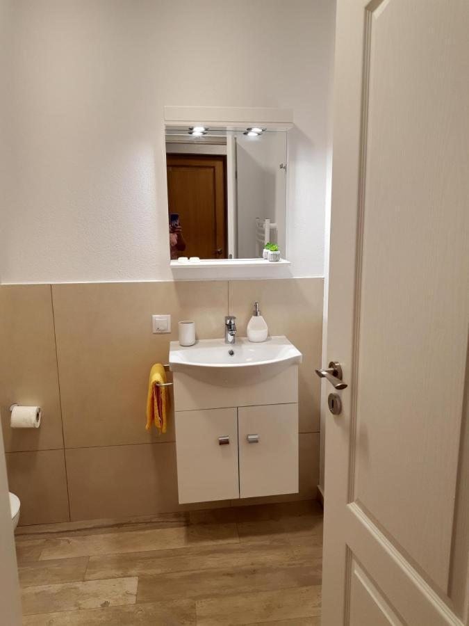 Vila Nona Apartment Sibiu Bagian luar foto